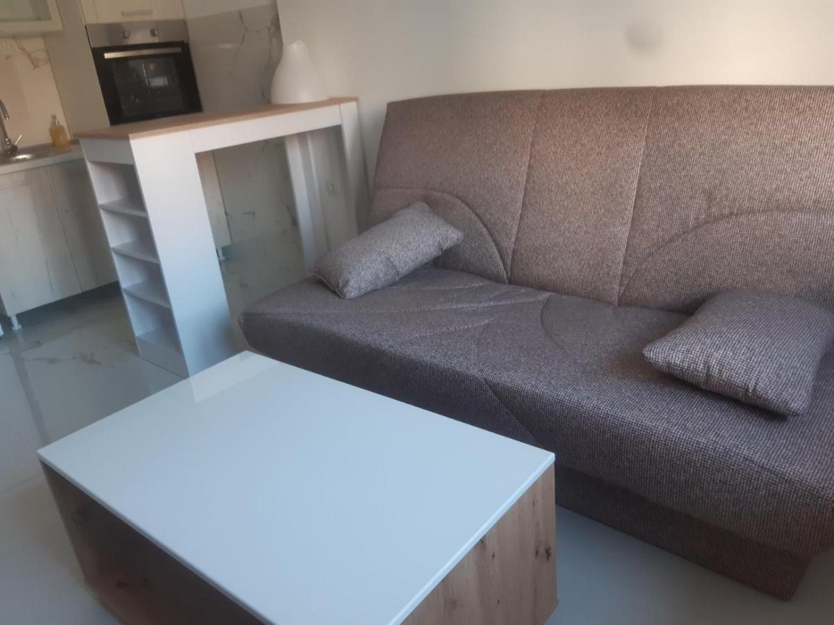 Stojanovic Apartments Ниш Экстерьер фото