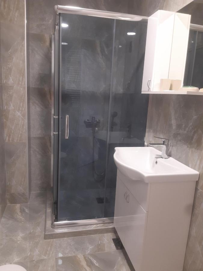 Stojanovic Apartments Ниш Экстерьер фото