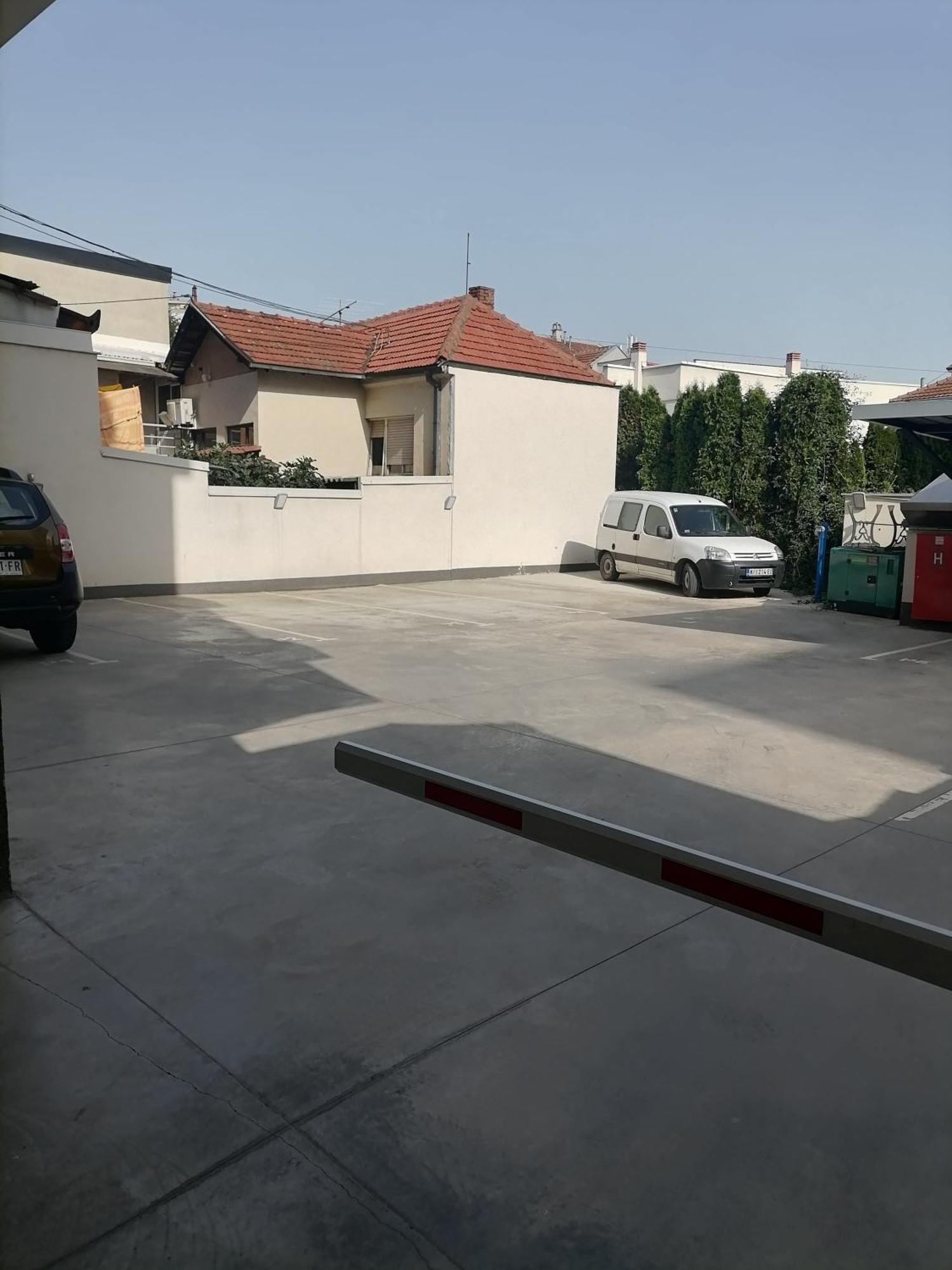 Stojanovic Apartments Ниш Экстерьер фото